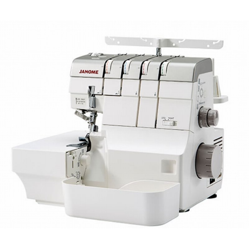 Janome AT 2000D Tagliacuci con infilatura ad aria