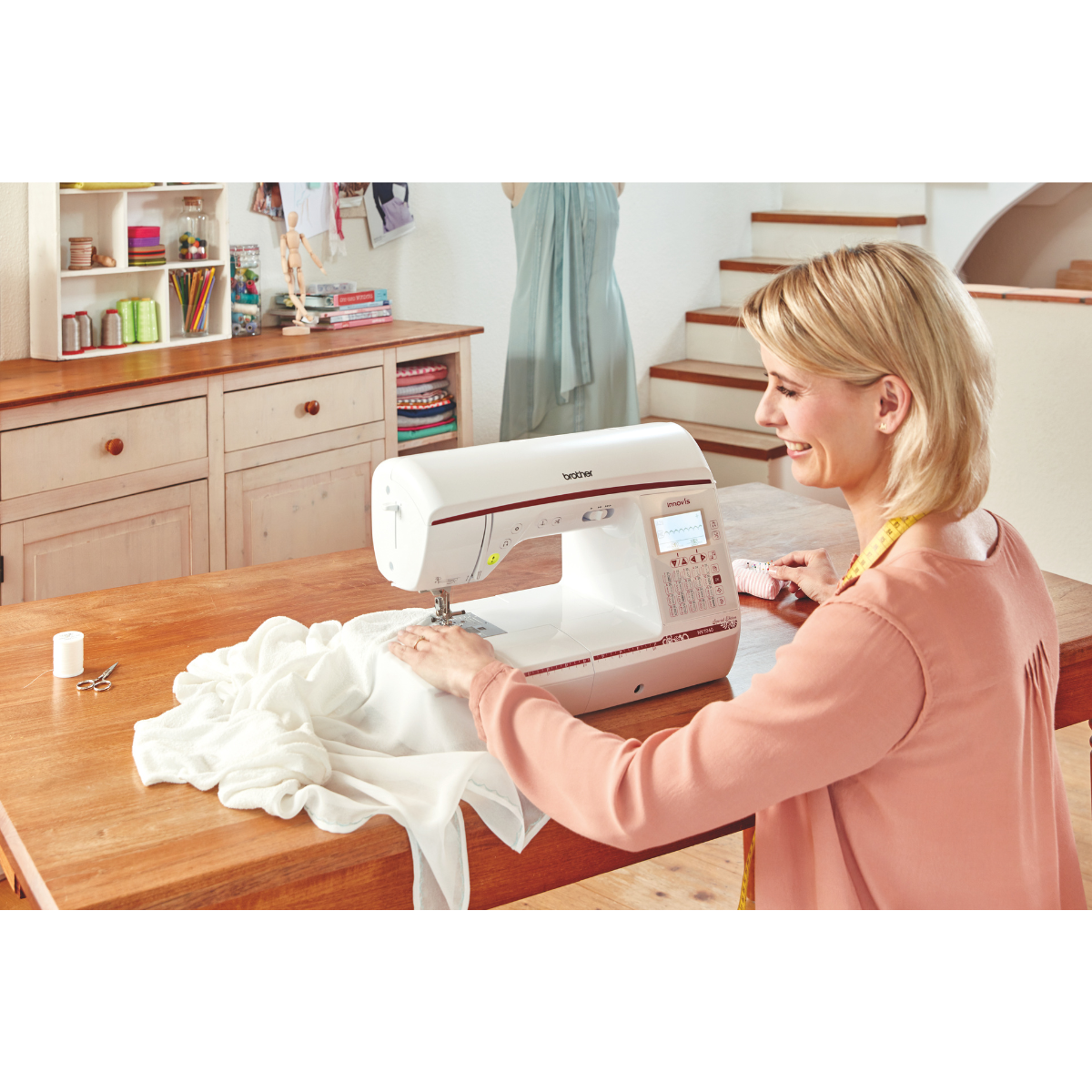 Brother Innov-is NV1040SE Macchina per cucire Special Edition Elettronica