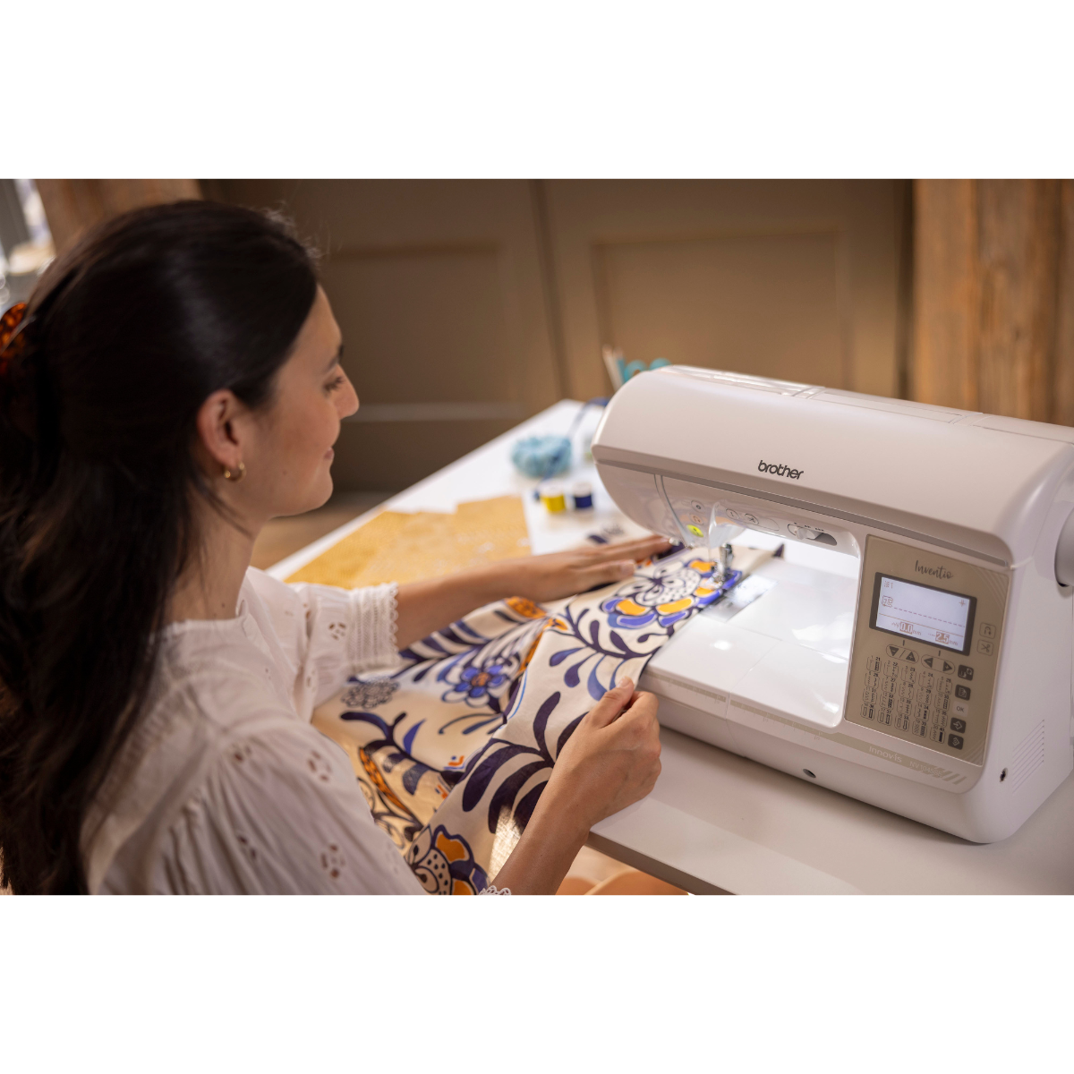 Brother Inventio NV 1045 Macchina per Cucire Special Edition Elettronica
