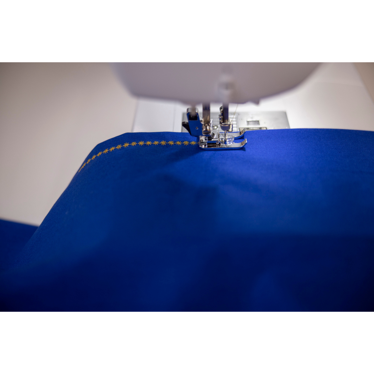 Brother Inventio NV 1045 Macchina per Cucire Special Edition Elettronica