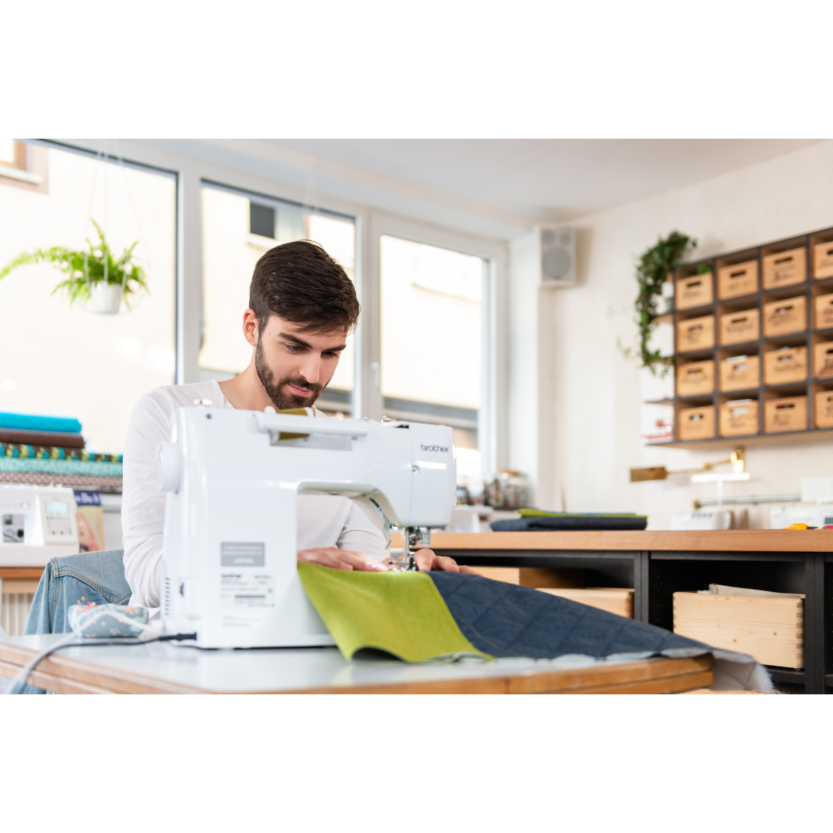 Brother Innov-is A16 Macchina per cucire Elettronica