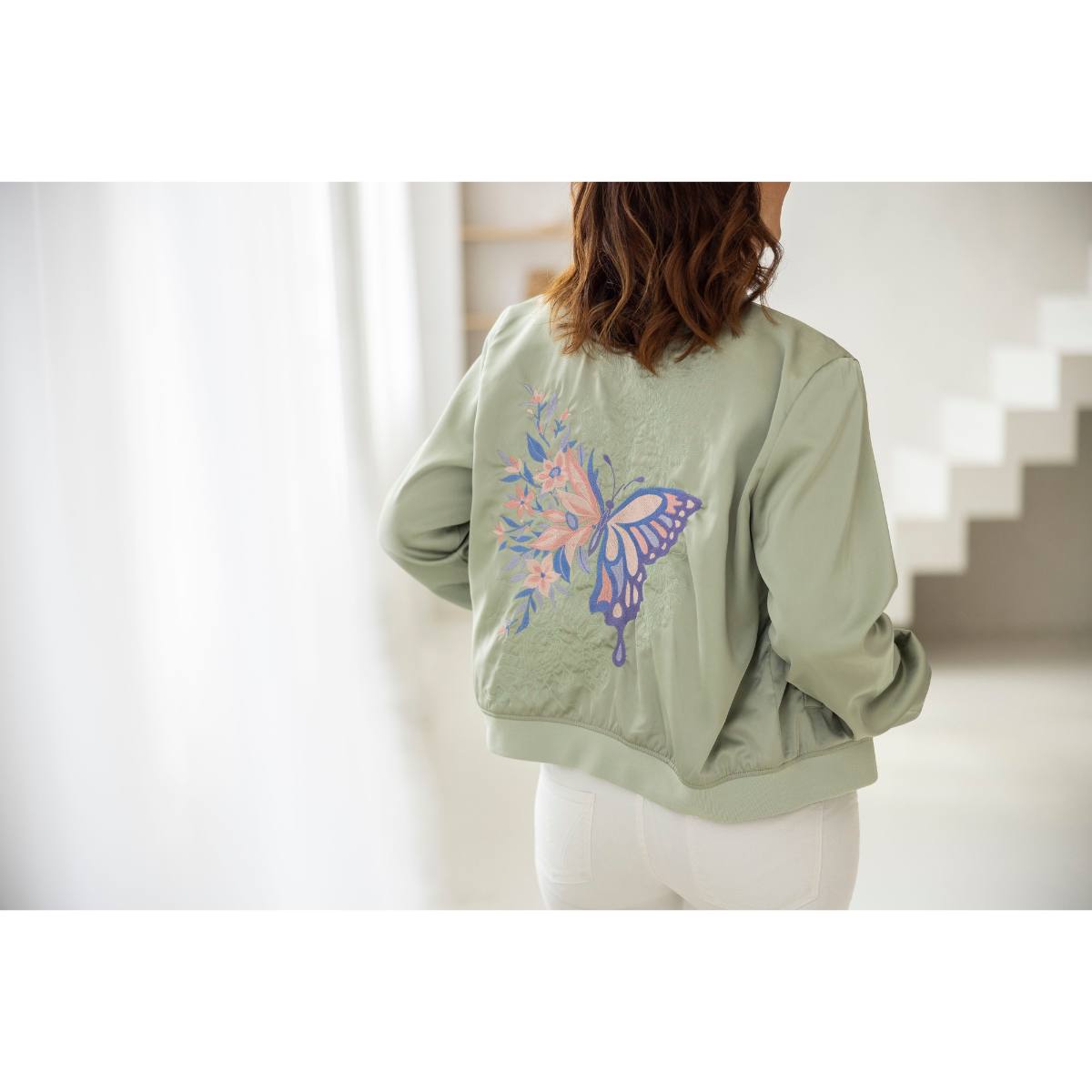 Brother Aveneer EV1  Macchina per cucire e ricamo Elettronica