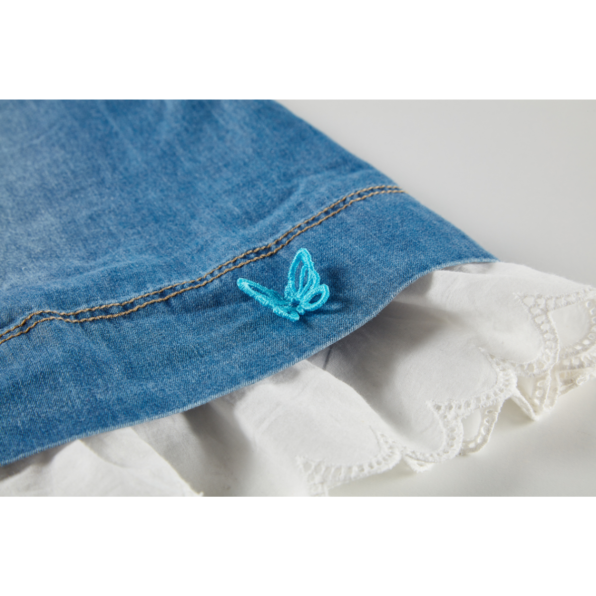 Brother Innov-is M 280D Macchina per cucire e ricamo Elettronica