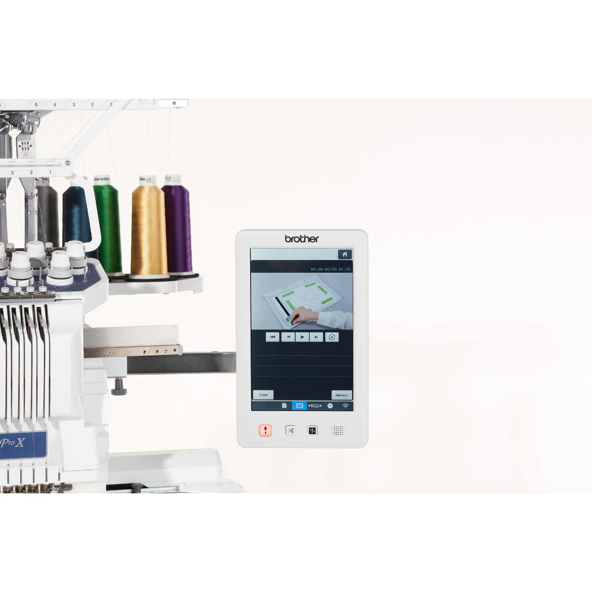 Brother PR 1055X Macchina da ricamo a braccio libero professionale