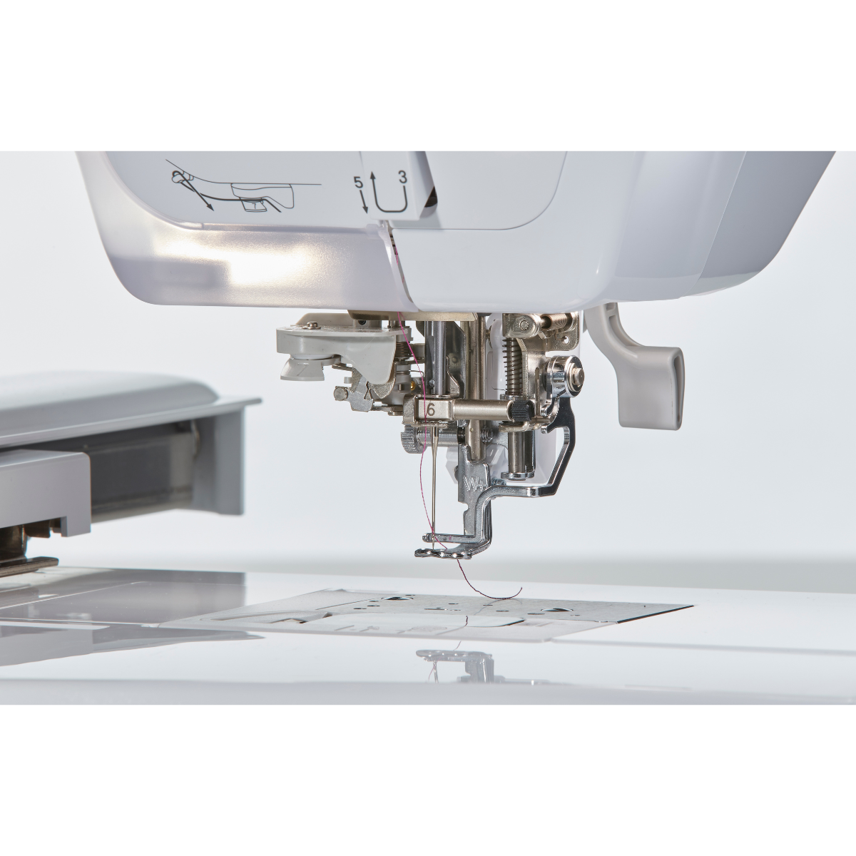 Brother Innov-is V3LE Limited Edition Macchina da ricamo