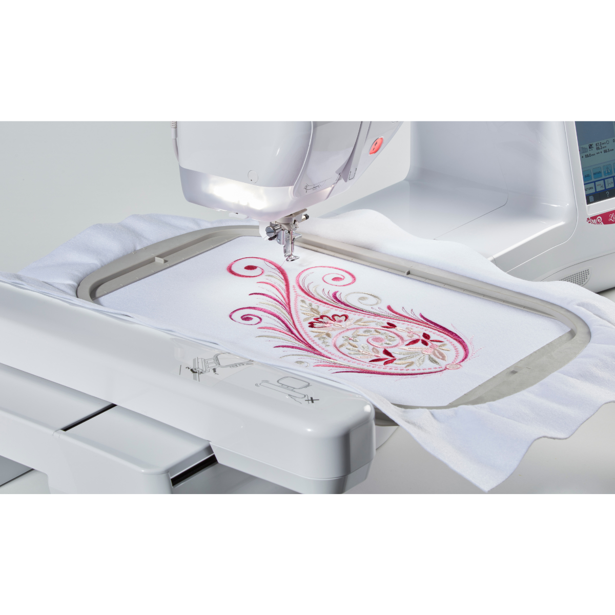 Brother Innov-is V3LE Limited Edition Macchina da ricamo