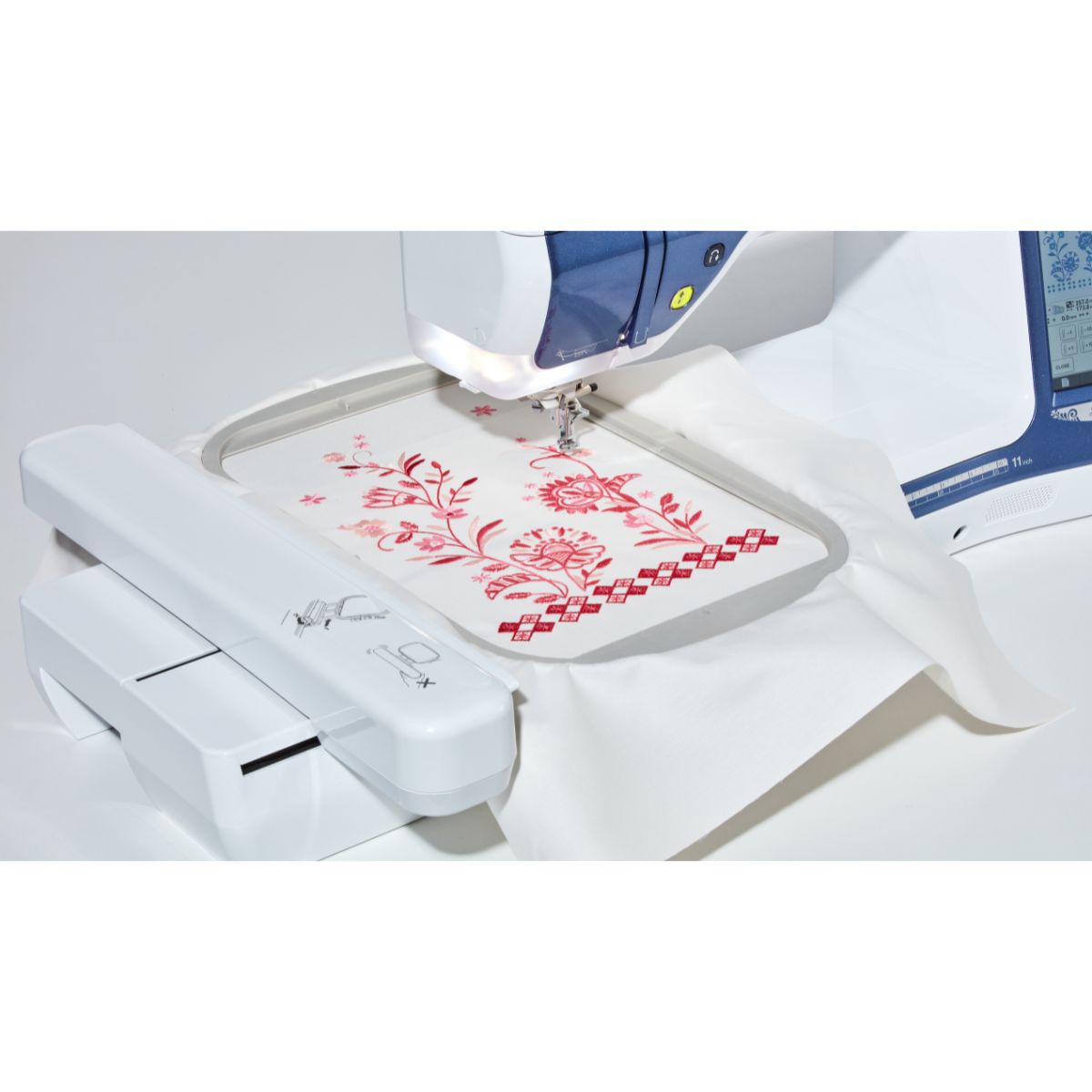 Brother Innov-is V5LE Macchina per cucire e ricamo Elettronica