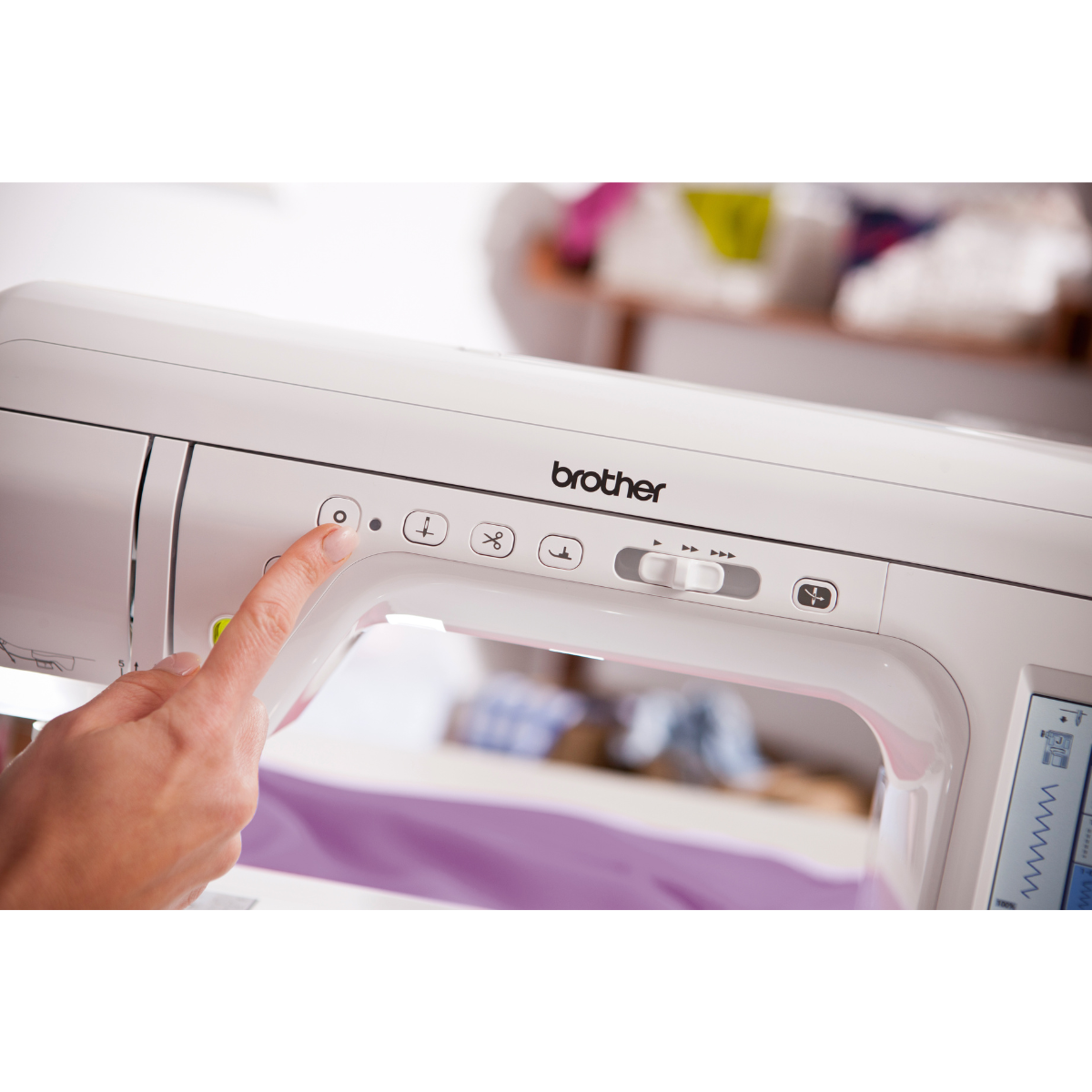 Brother Innov-is VQ2 Macchina per cucire Elettronica