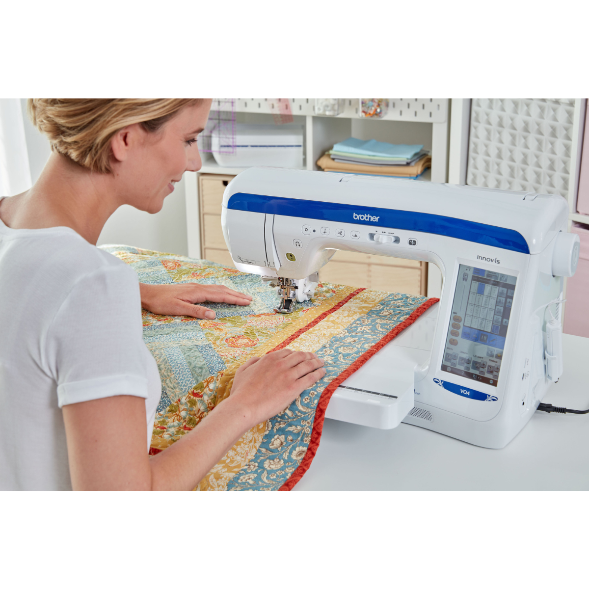 Brother Innov-is VQ4 Macchina per cucire Elettronica