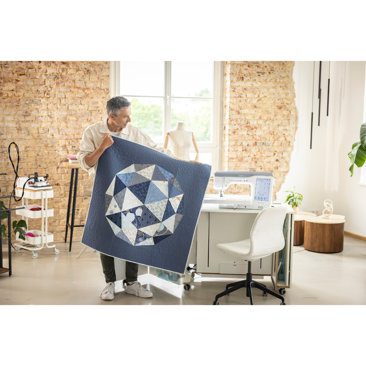 Brother Celeste Innov-is CX1 Macchina per Cucire e Quilting Elettronica