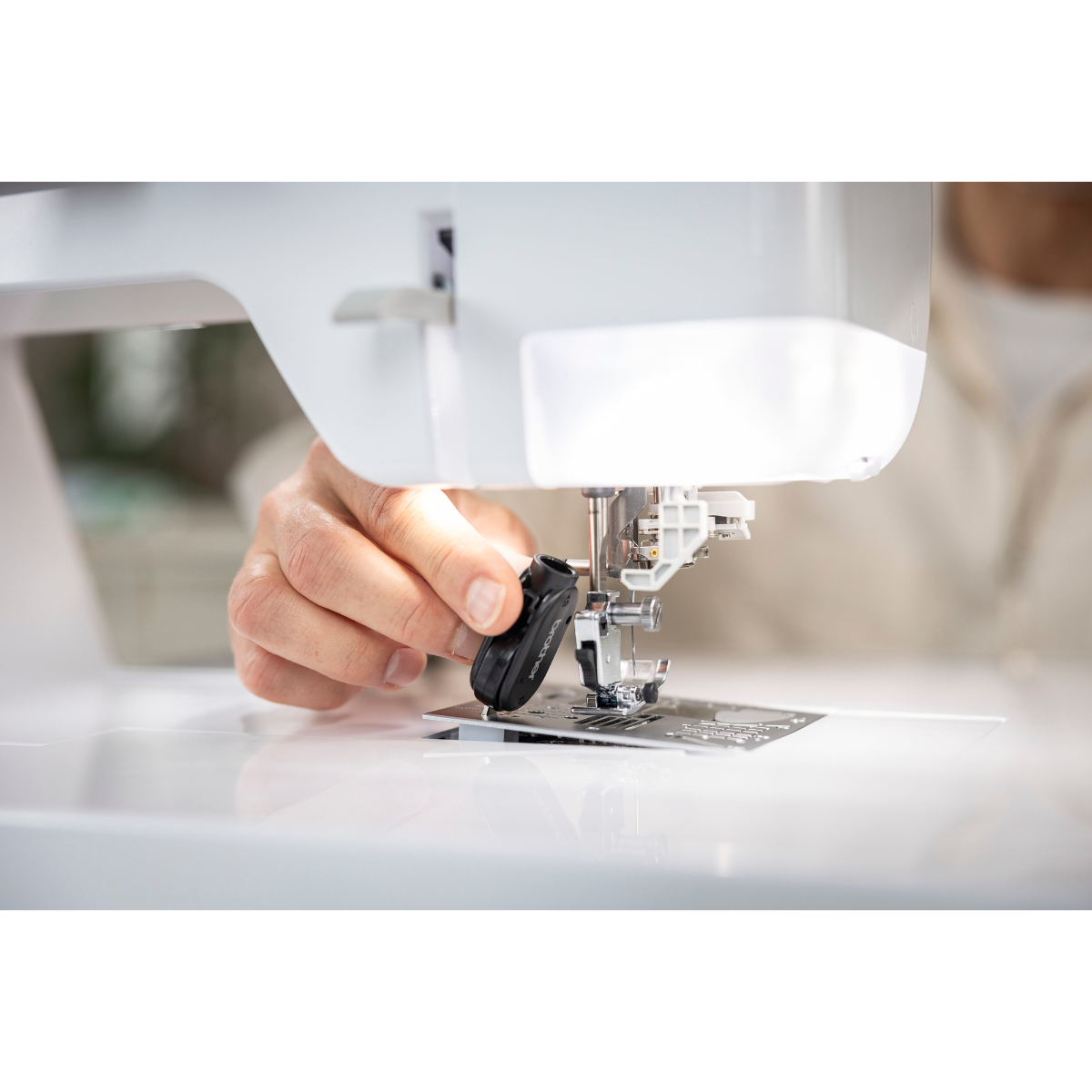 Brother Celeste Innov-is CX1 Macchina per Cucire e Quilting Elettronica