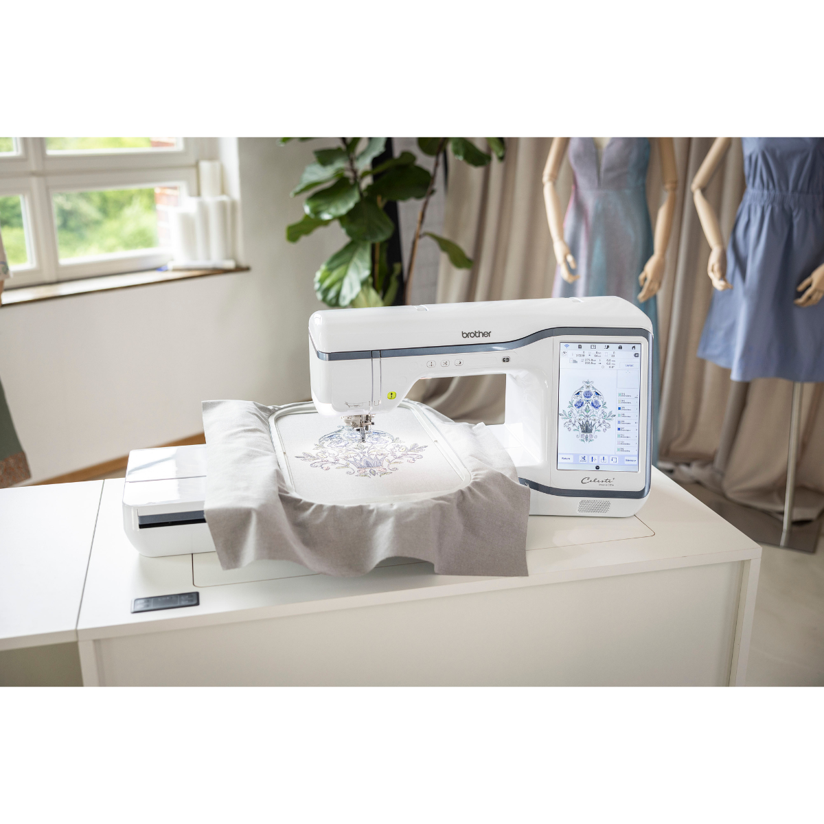 Brother Celeste Innov-is CX1e Macchina da Ricamo