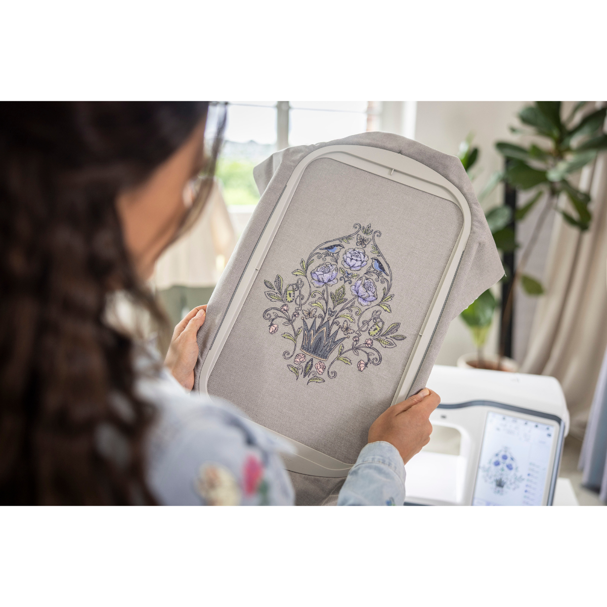 Brother Celeste Innov-is CX1e Macchina da Ricamo