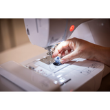 Brother Innov-is M 340e Macchina da ricamo con Telaio Magnetico