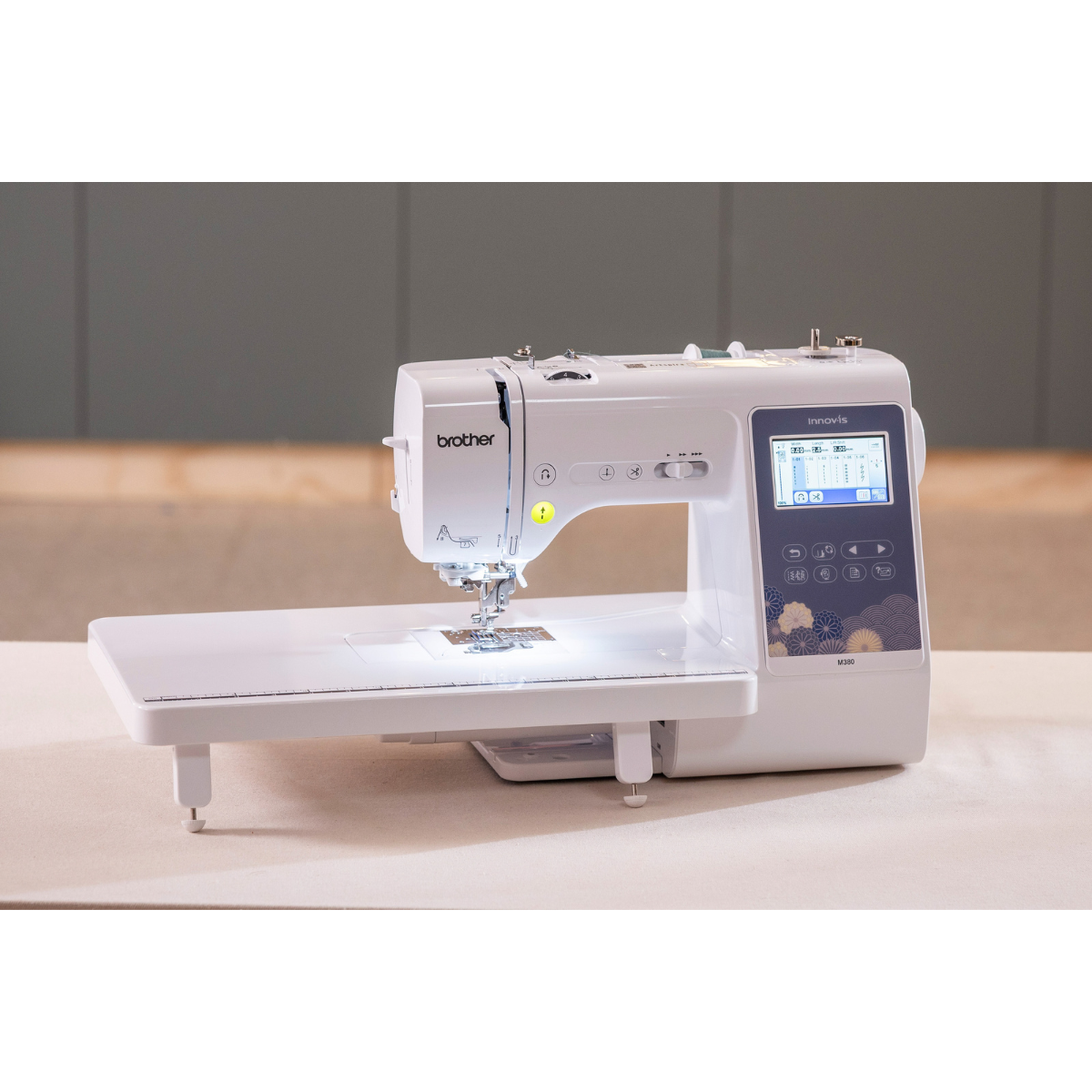 Brother Innov-is M 380 Macchina per cucire e ricamo Elettronica con Telaio Magnetico
