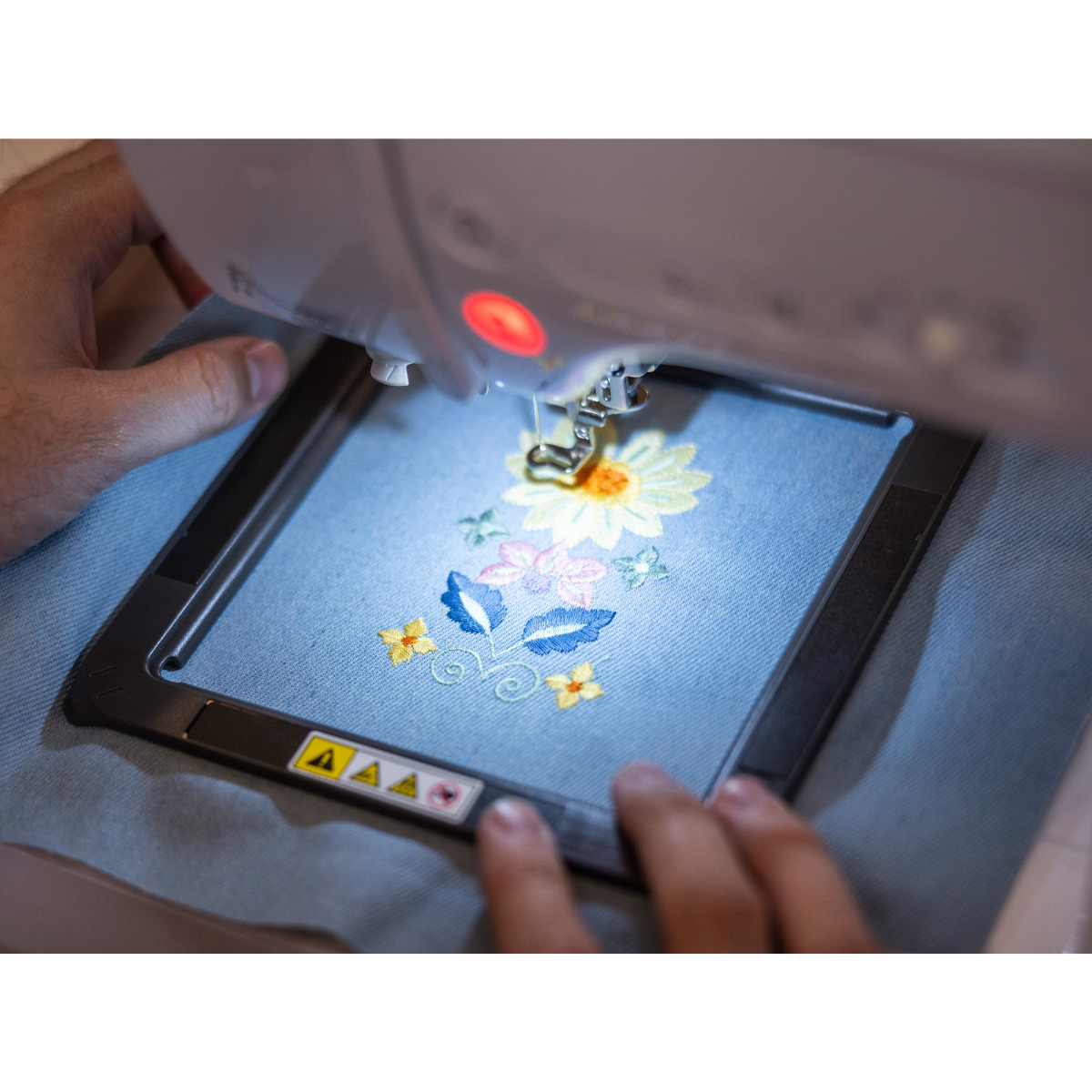 Brother Innov-is M 380 Macchina per cucire e ricamo Elettronica con Telaio Magnetico