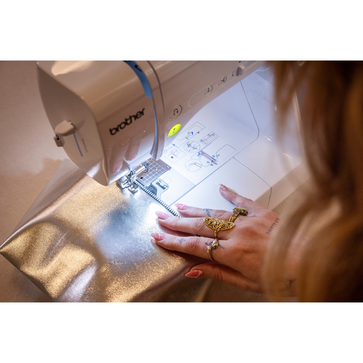 Brother Innov-is M 380 Macchina per cucire e ricamo Elettronica con Telaio Magnetico