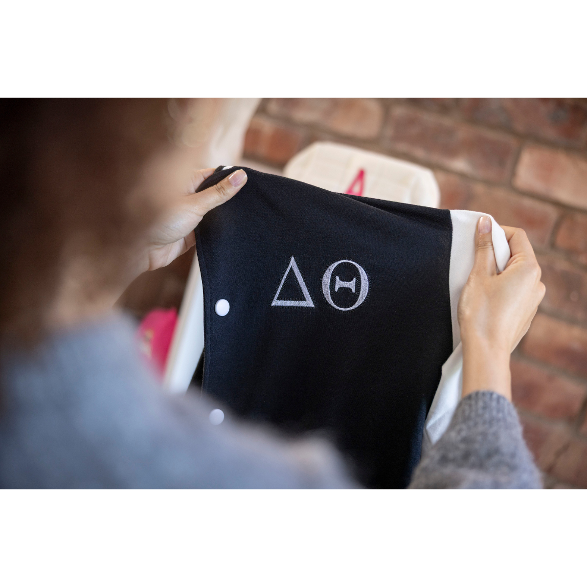 Brother PR 1060W Macchina da ricamo a braccio libero professionale