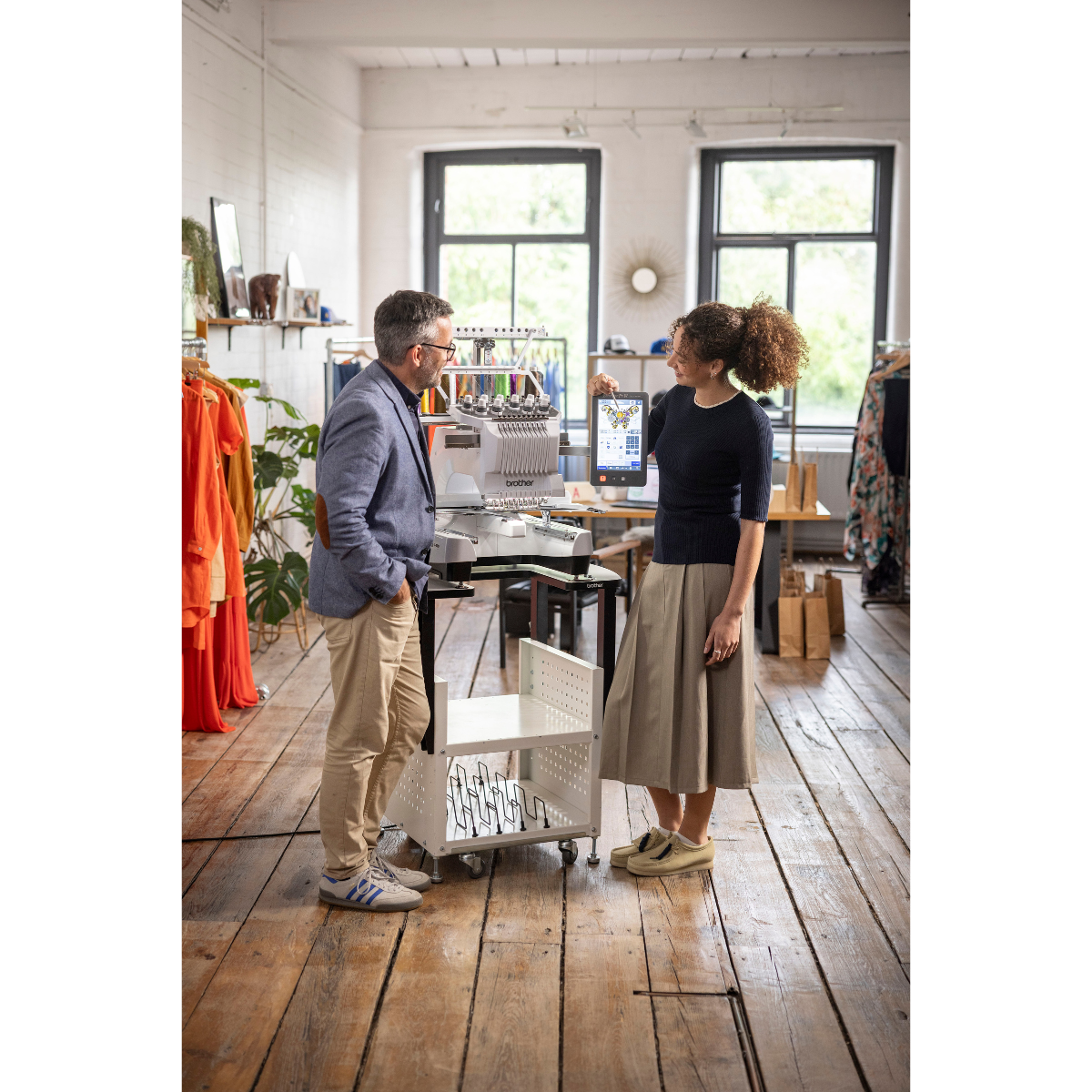 Brother PR 1060W Macchina da ricamo a braccio libero professionale