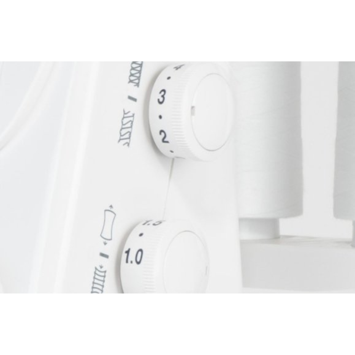 Janome 8002D Tagliacuci