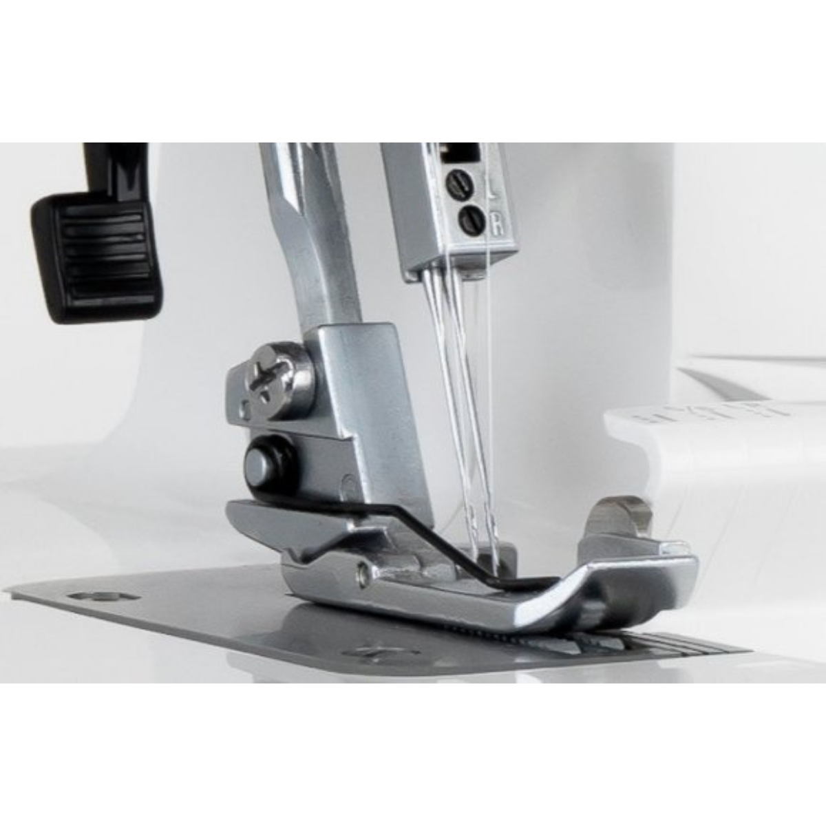 Janome 8002D Tagliacuci