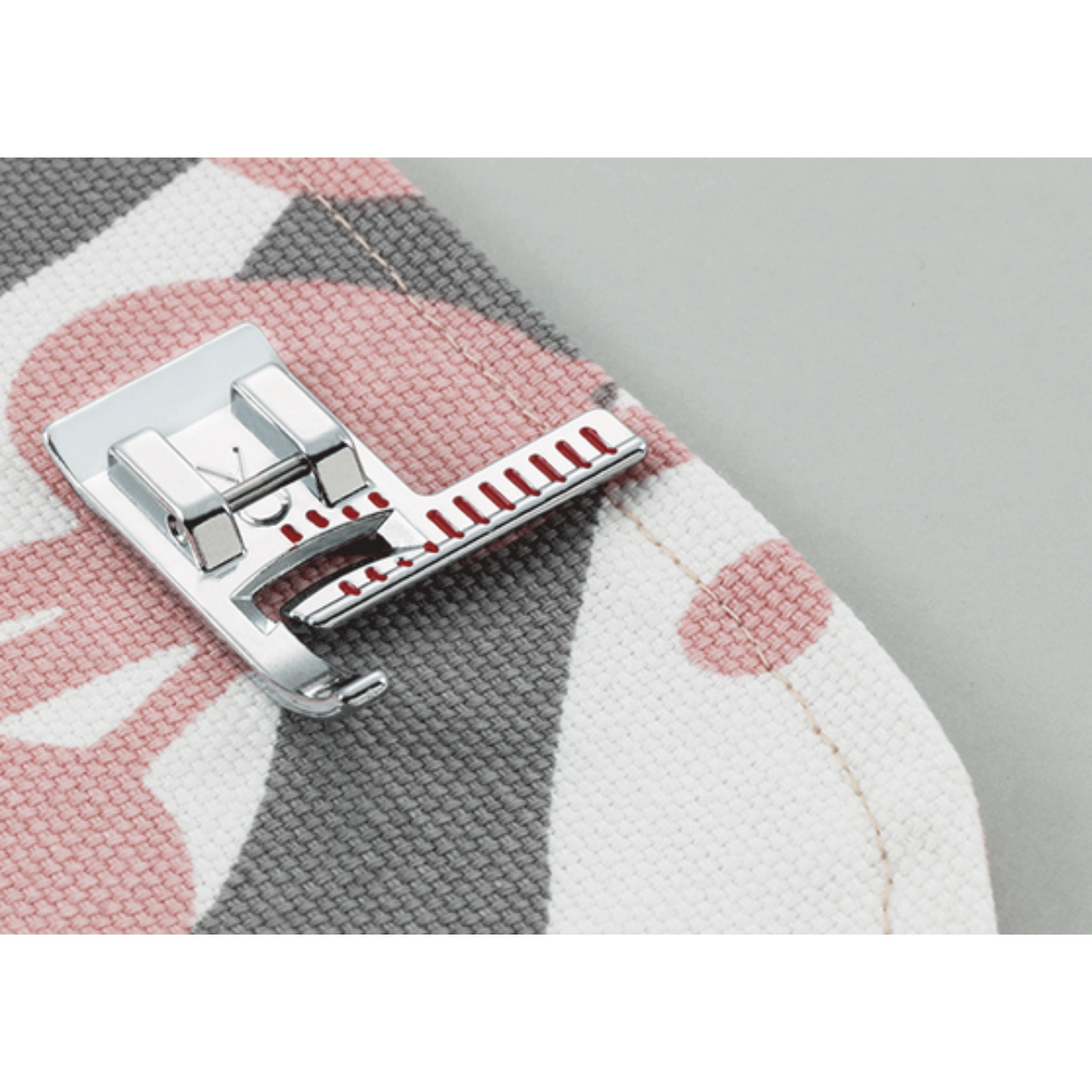 Piedino con guida di allineamento Brother