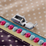 Piedino per cerniere stretto Brother