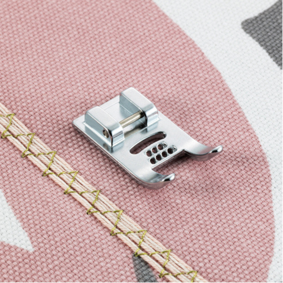 Piedino per cordoncini (7 fori) Brother