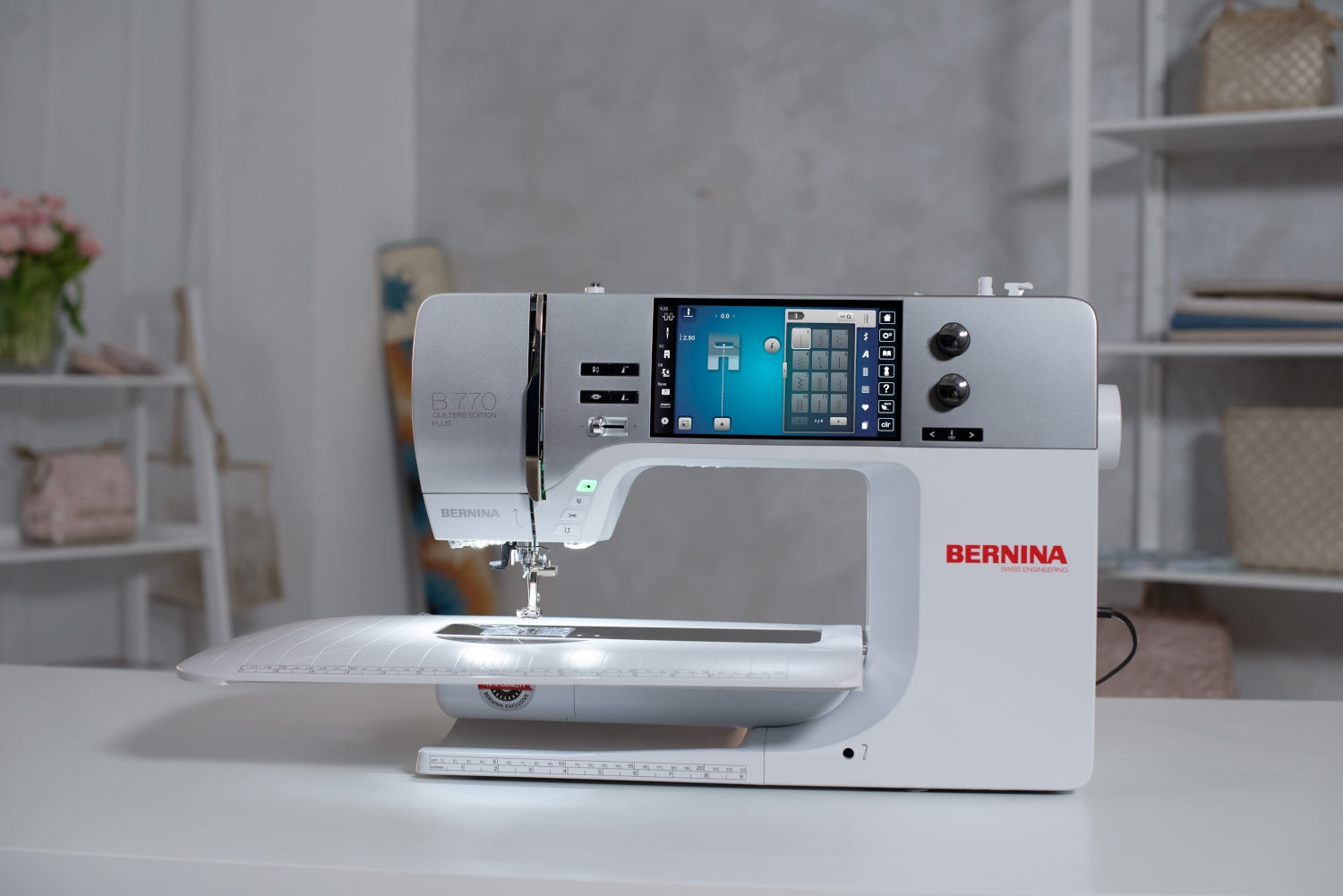 Bernina B 770QE PRO Macchina per cucire Elettronica (compatibile con unità ricamo)