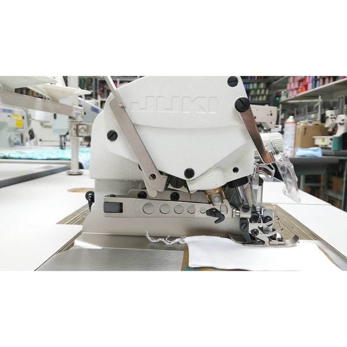 Juki Tagliacuci industriale MO-6814S