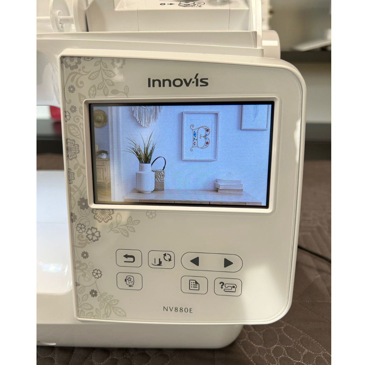 Macchina per ricamo Brother Innov-is NV 880 - Uso Espositivo