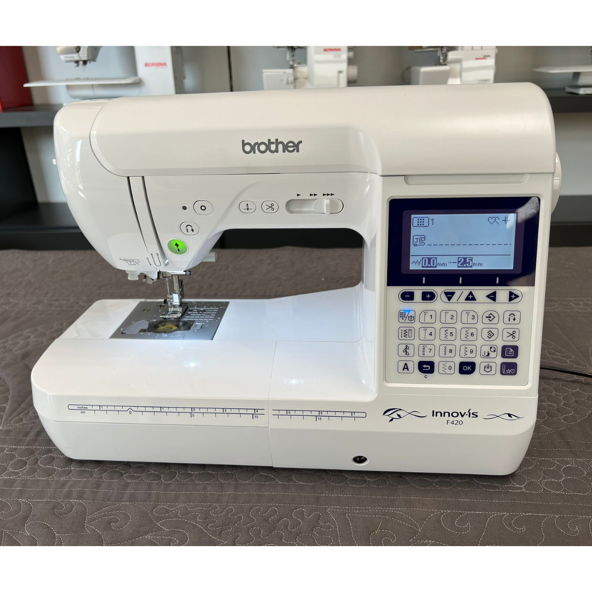 Macchina per cucire Brother F420 - Uso espositivo