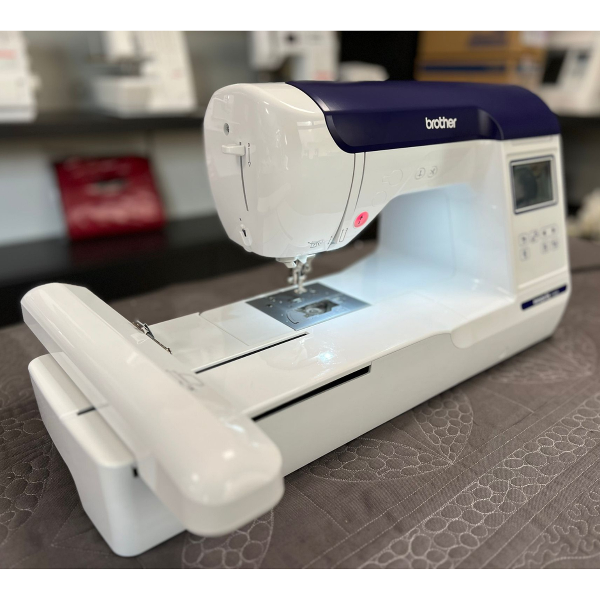 Macchina per ricamo Brother F 440 - Uso Espositivo