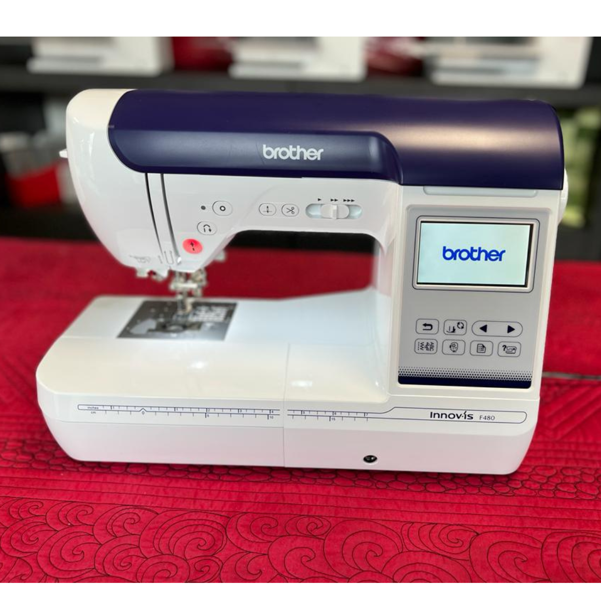 Macchina per cucire e ricamo Brother F 480 - Uso Espositivo