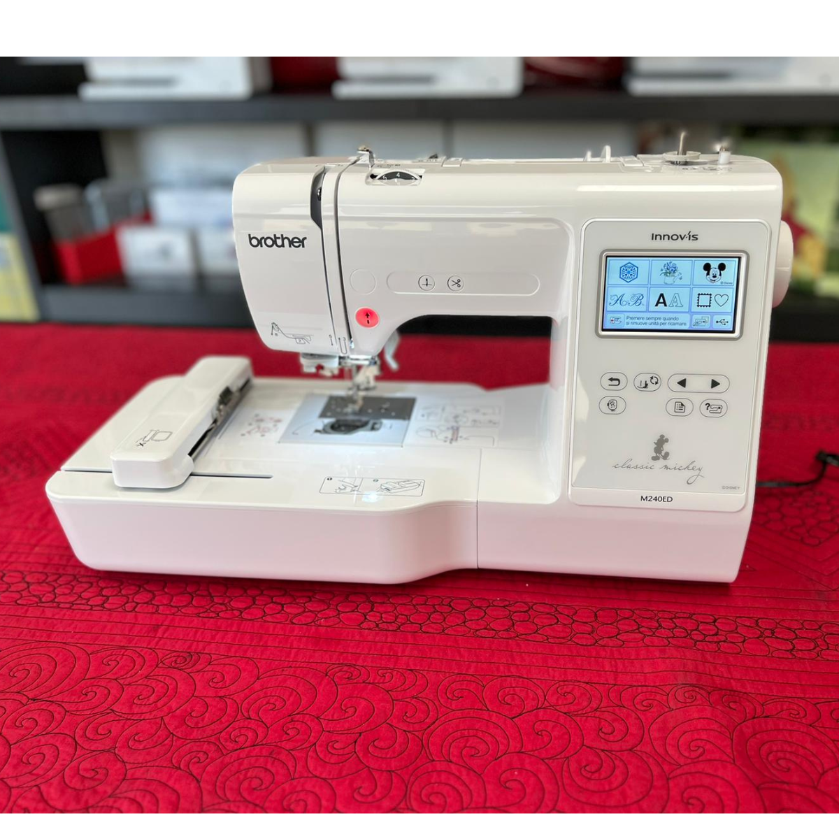 Macchina per ricamo Brother M 240 - Uso Espositivo