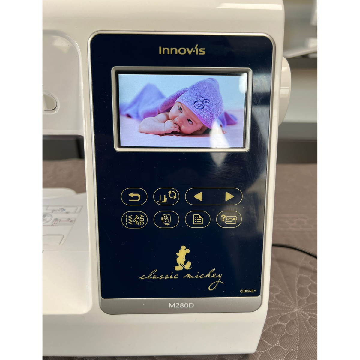 Macchina per cucire e ricamo Brother M 280 - Uso Espositivo