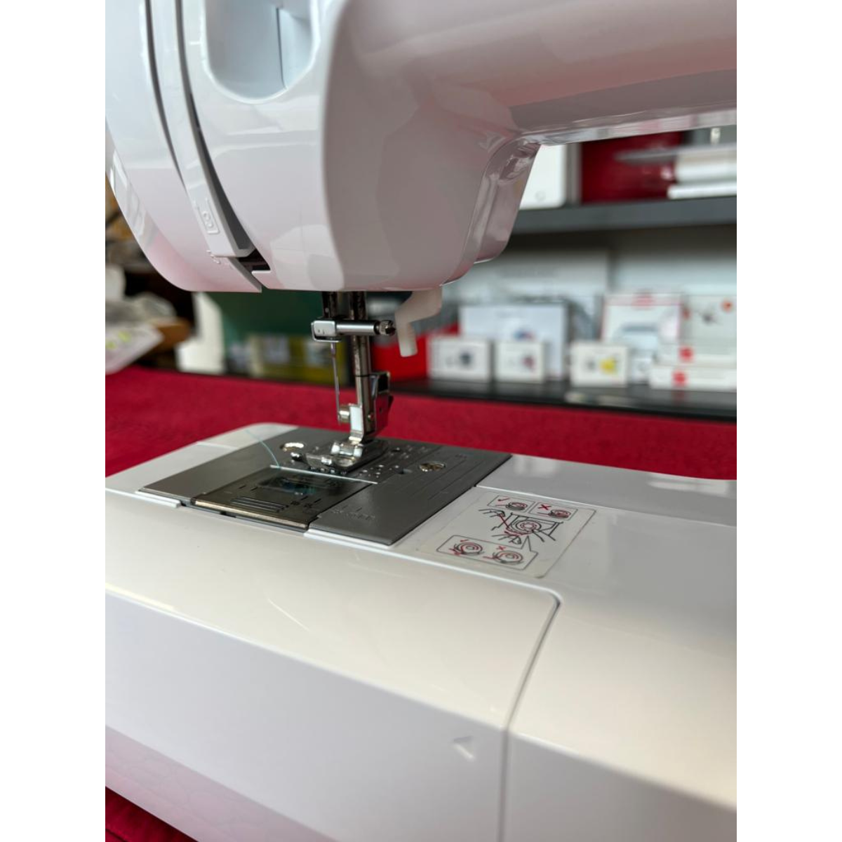 Macchina per cucire Brother XN 2500 - Uso Espositivo