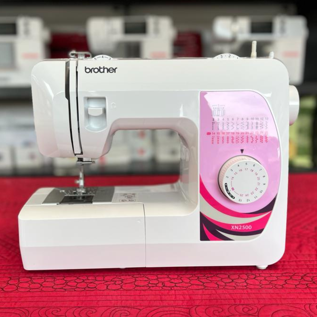 Macchina per cucire Brother XN 2500 - Uso Espositivo