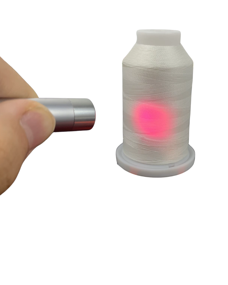 Set 20 coni 1000mt da Ricamo Cambio Colore Effetto UV Glow (model1)