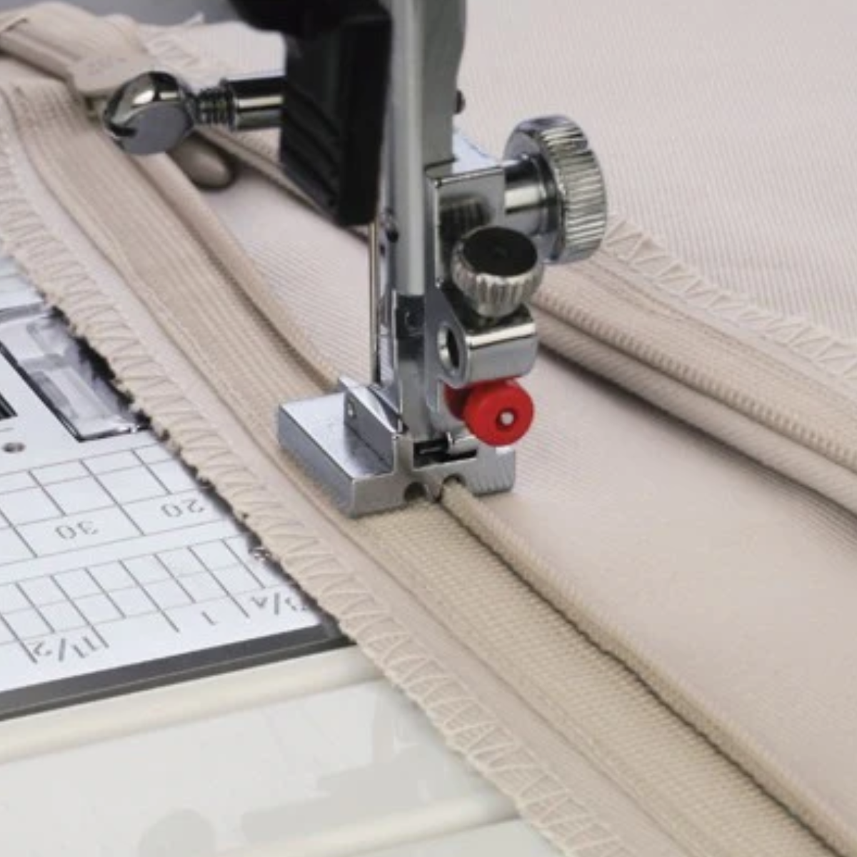 Janome Piedino per Cerniera Invisibile - Varie Misure