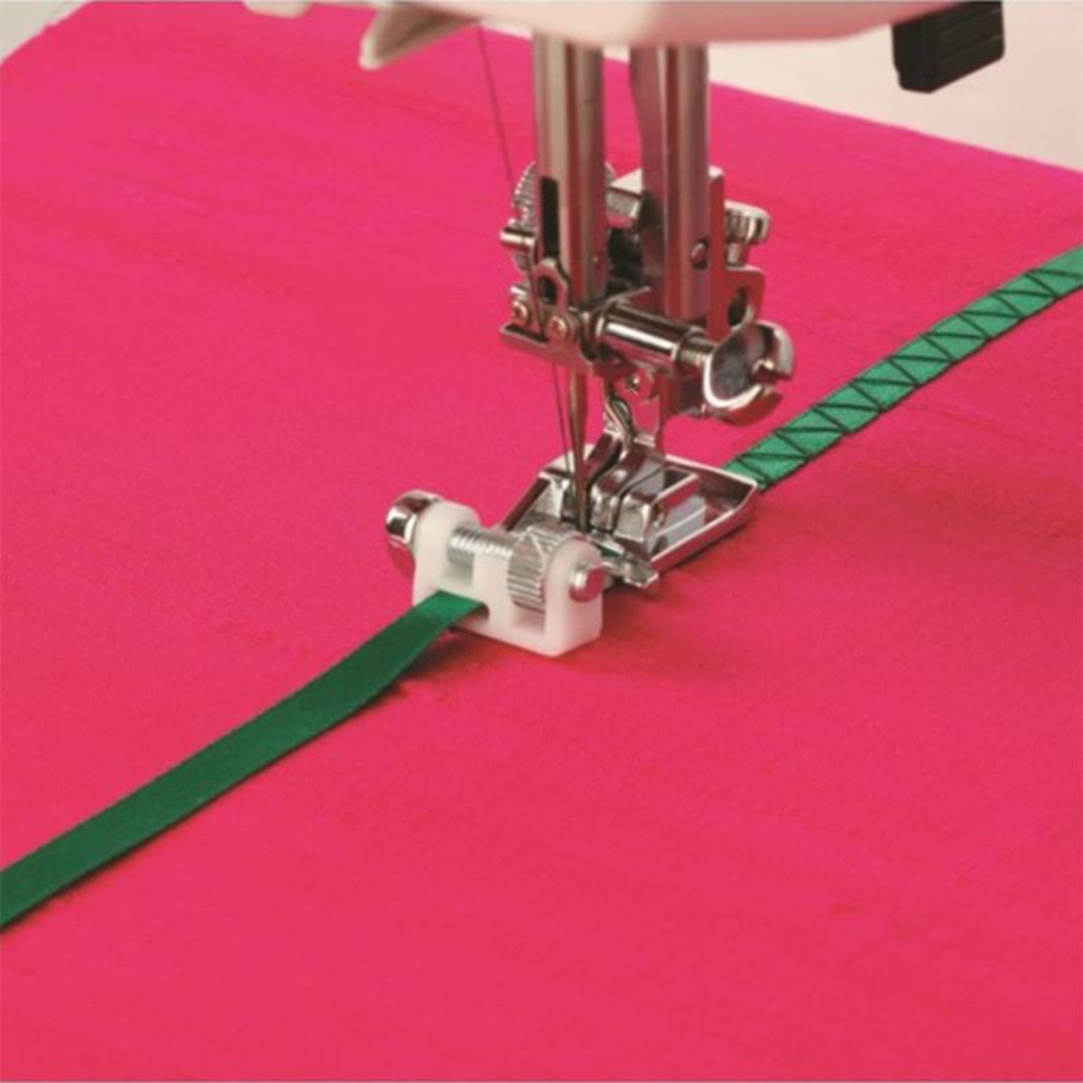 Janome Piedino per Nastri Elastici  Pailettes - Vari Modelli